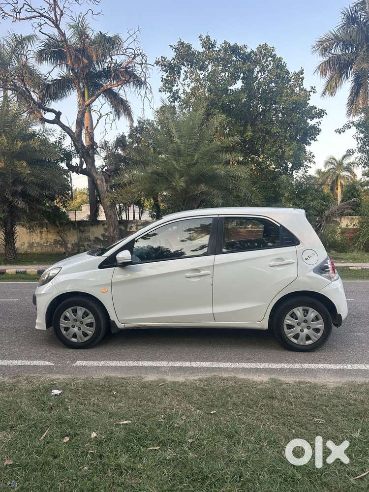 Honda Brio S (o) Mt, 2014, Petrol