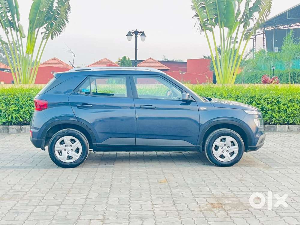 Hyundai Venue S 1.2 Petrol, 2021, Petrol