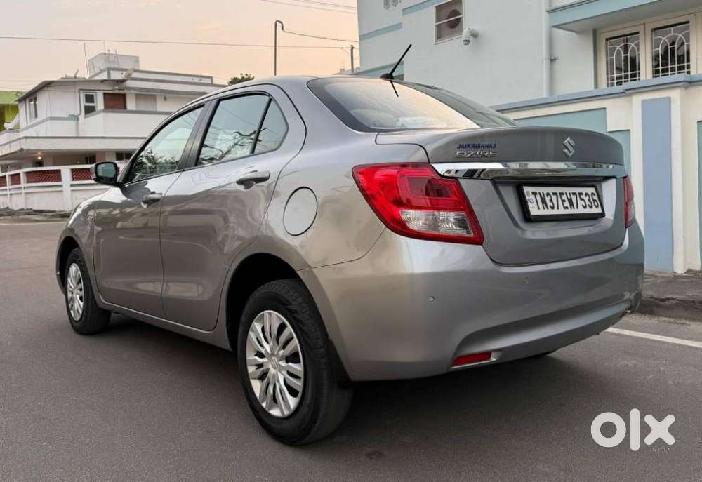 Maruti Suzuki Dzire 1.2 Vxi, 2023, Petrol