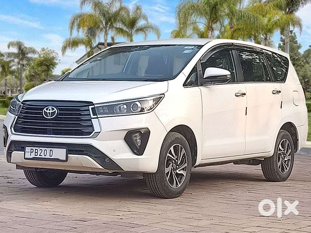 Toyota Innova Crysta