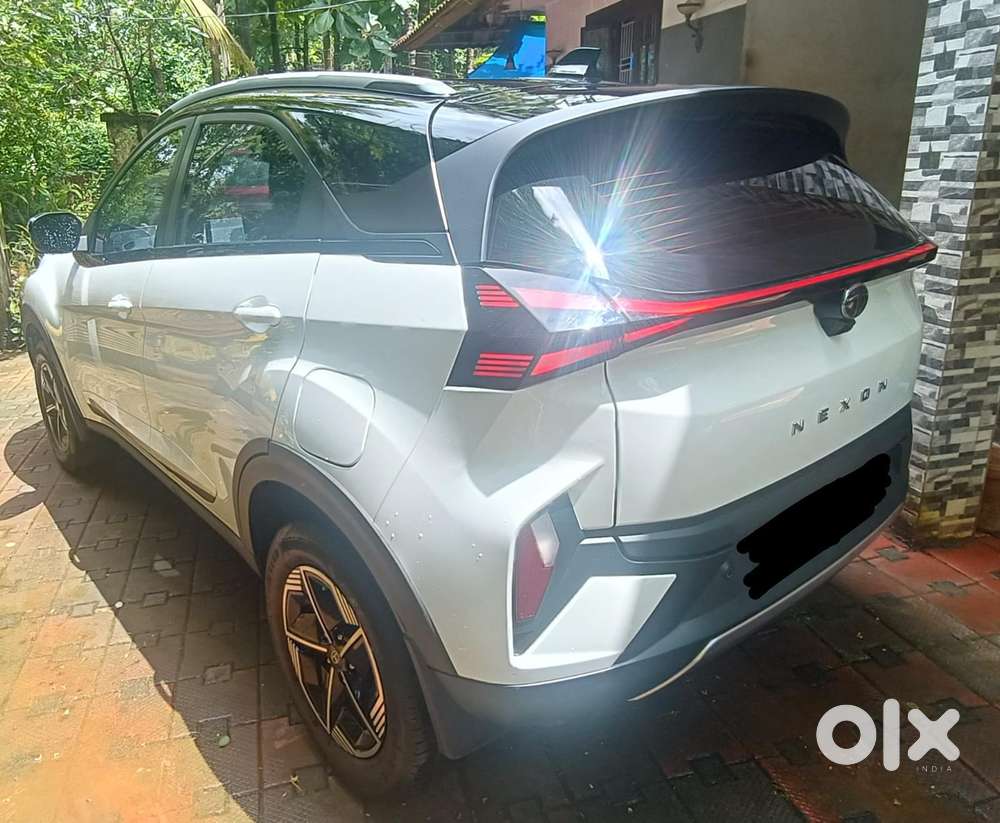 Tata Nexon, 2024, Petrol