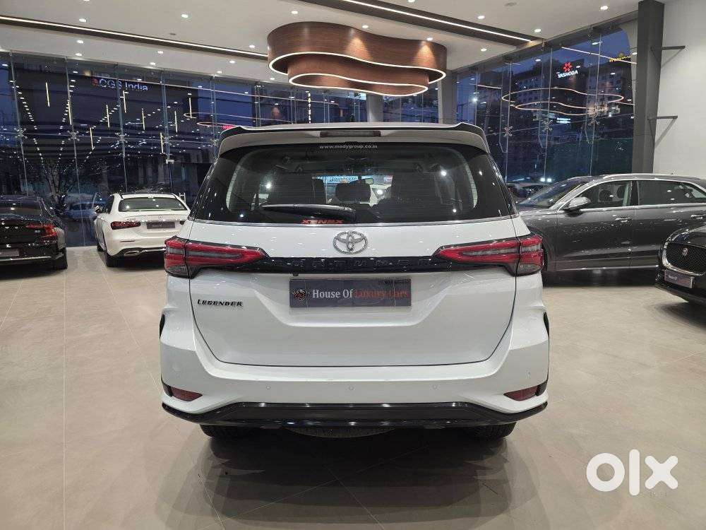 Toyota Fortuner Legender 4x2 At 2.8, 2022, Diesel