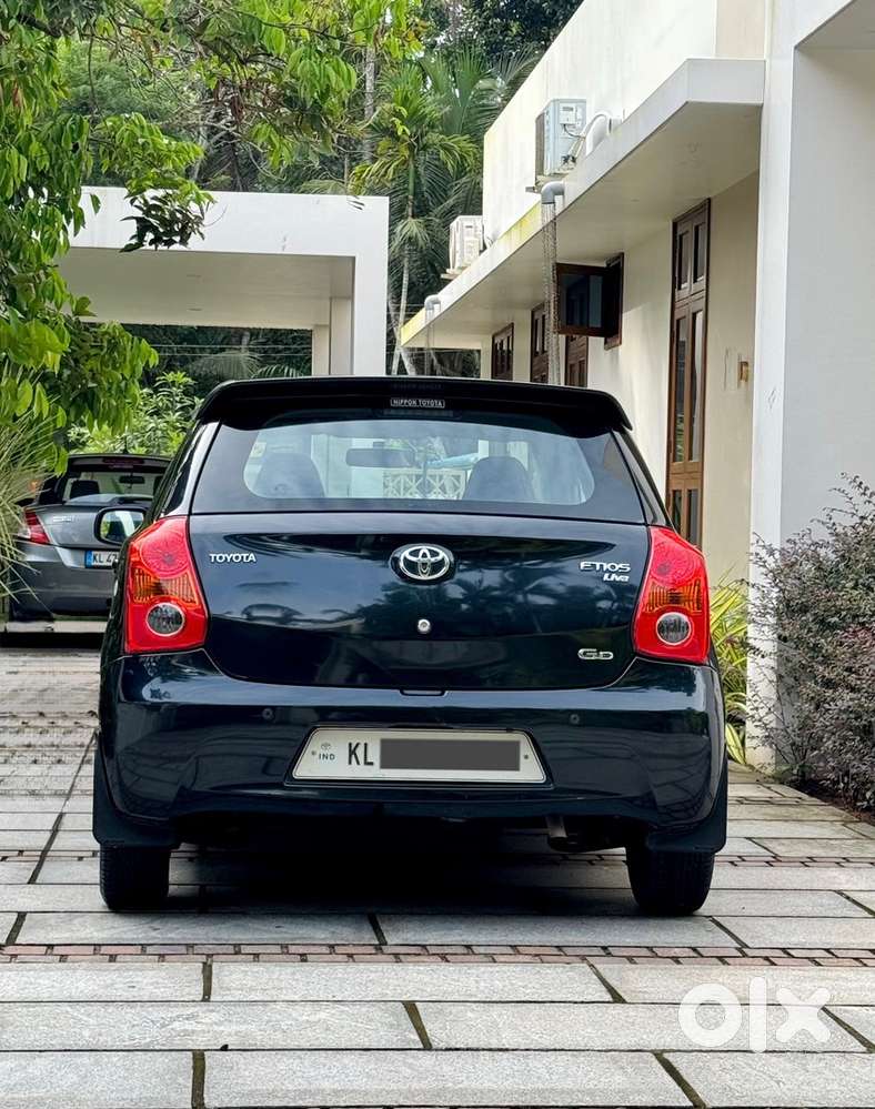Toyota Etios Liva 2012