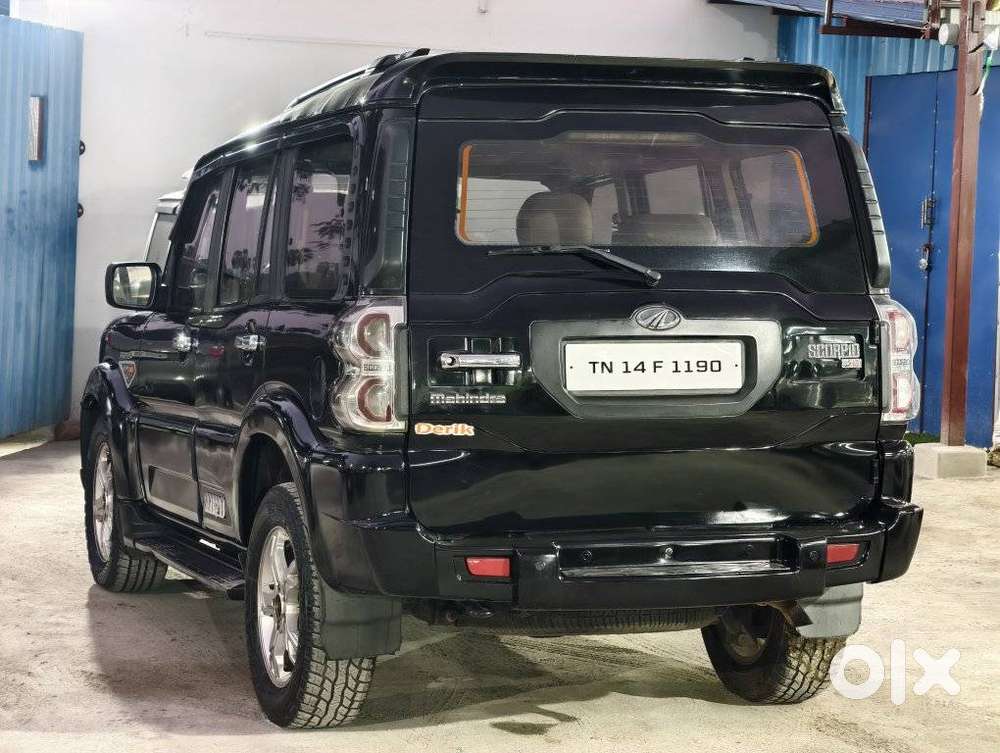 Mahindra Scorpio S10 7 Seater, 2016, Diesel