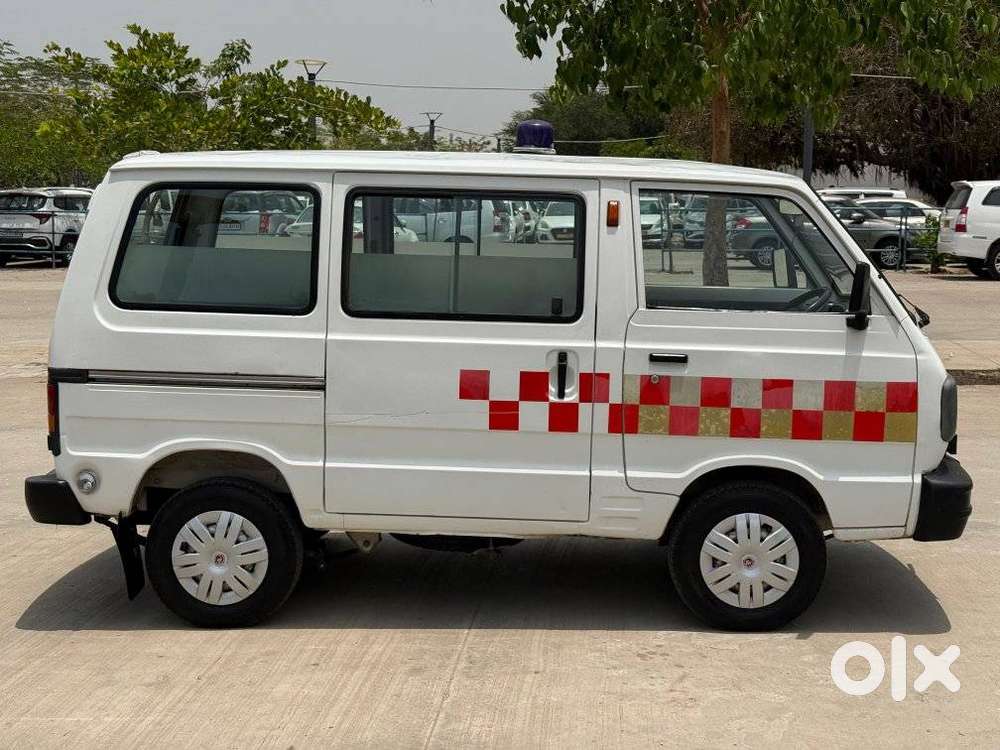 Maruti Suzuki Omni Mpi Ambulance Bsiv, 2016, Petrol