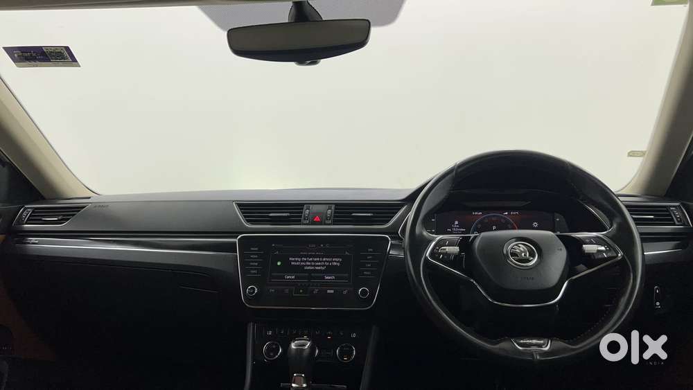 Skoda Superb L&k 1.8 Tsi At, 2023, Petrol