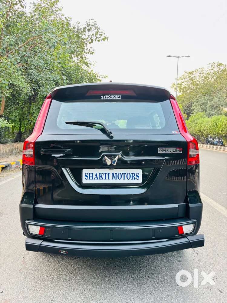 Mahindra Scorpio N Z4 Petrol Mt 7 Str, 2024, Petrol
