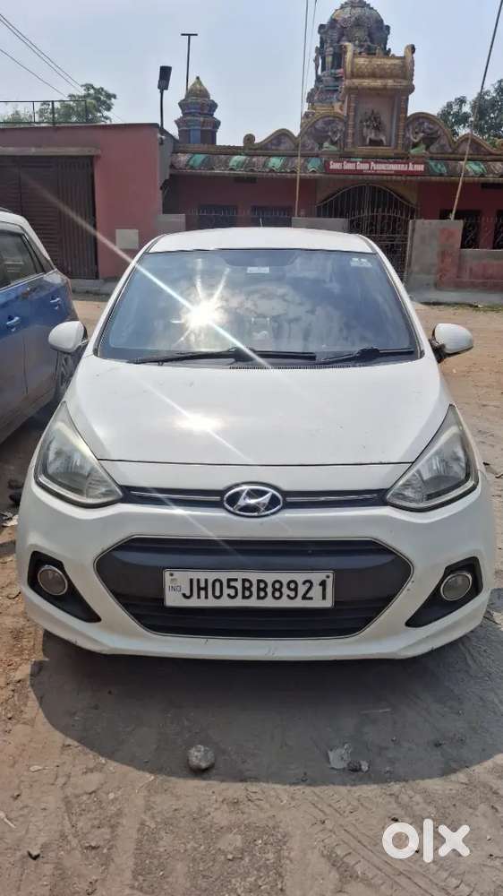 Hyundai Xcent White Colour In Good Condition