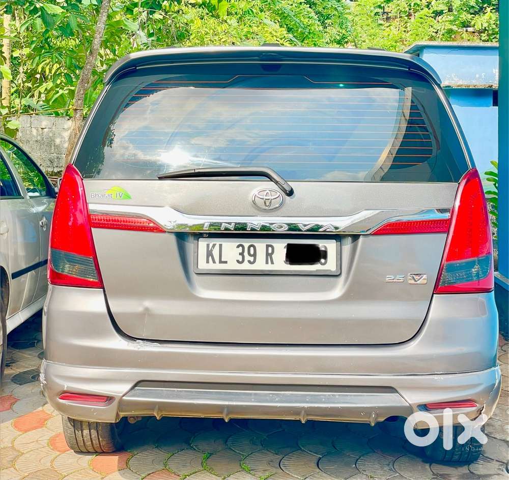 Toyota Innova 2014 Diesel Well Maintained