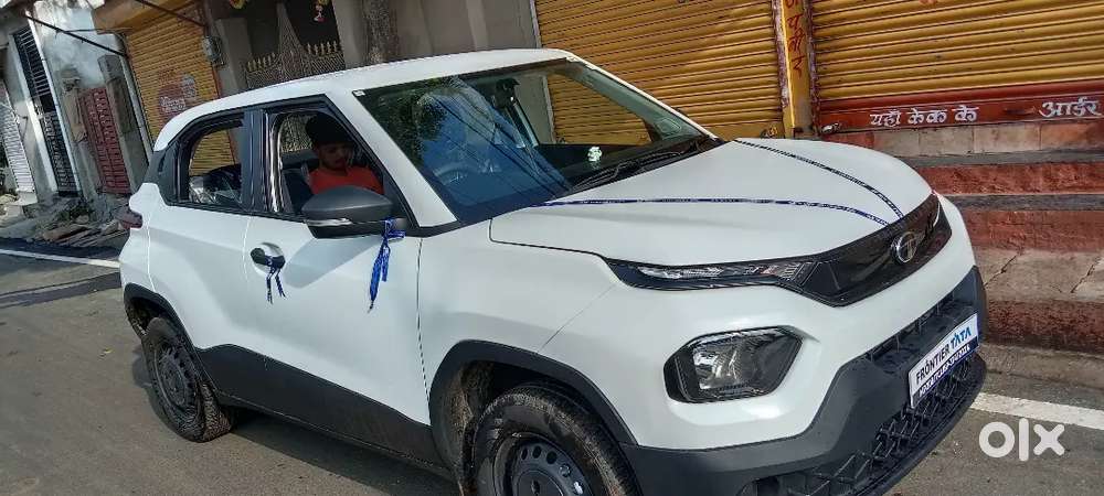 Tata Punch 2024 Petrol Well Maintained