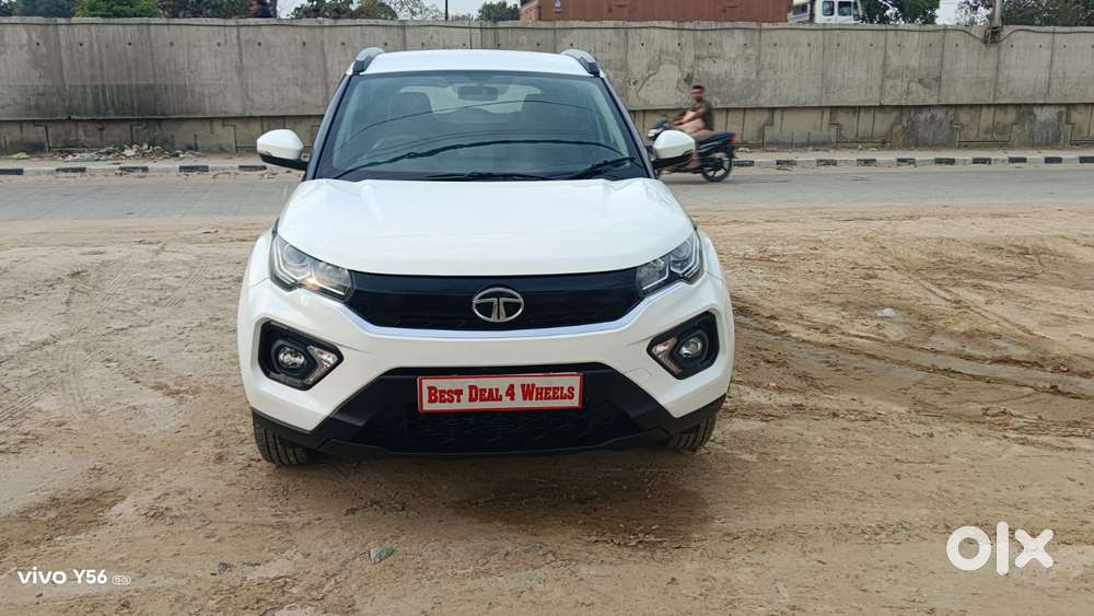 Tata Nexon 1.5 Revotorq Xm (s), 2023, Diesel