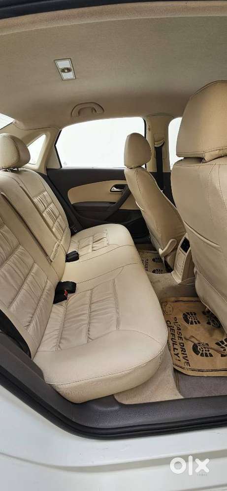 Volkswagen Vento 1.5 Highline Plus At 16 Alloy, 2011, Petrol