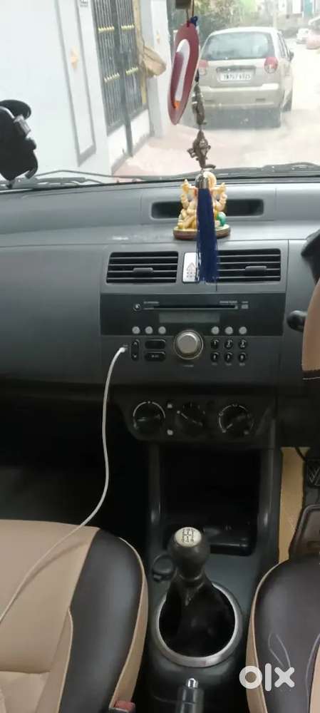 Maruti Suzuki Dzire 2011 Petrol 61000 Km Driven