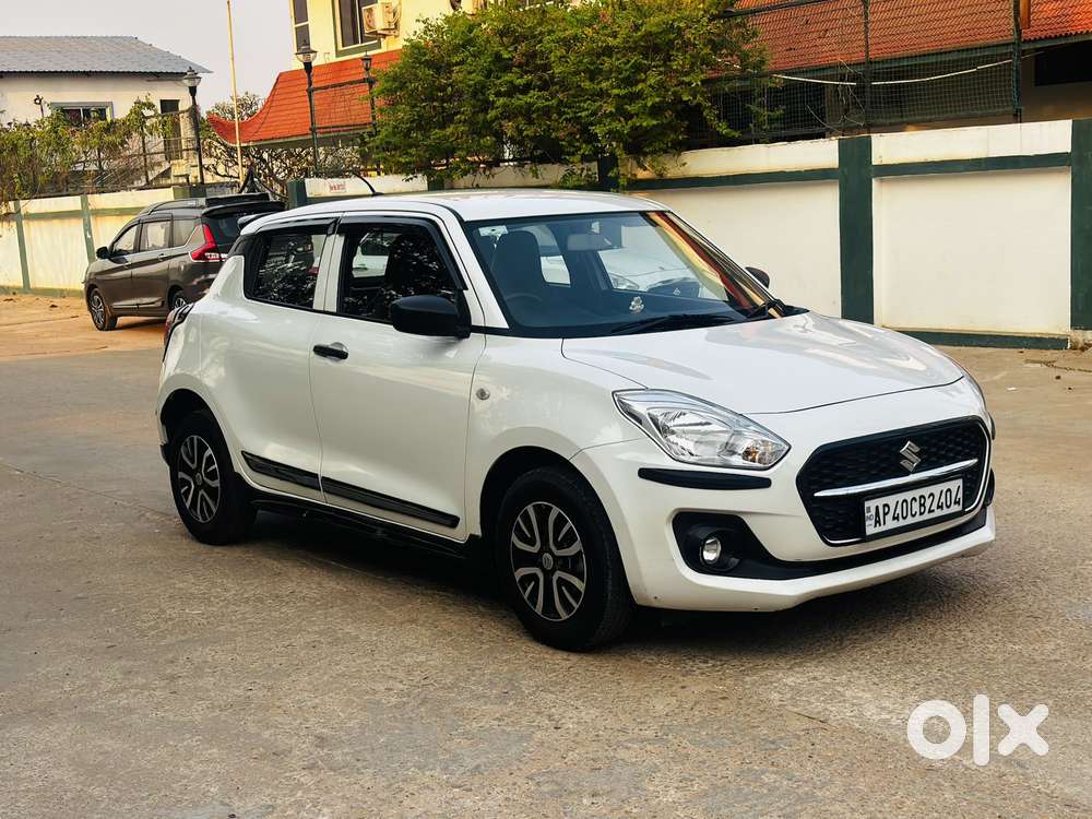 Maruti Suzuki Swift Lxi Optional-o, 2024, Petrol
