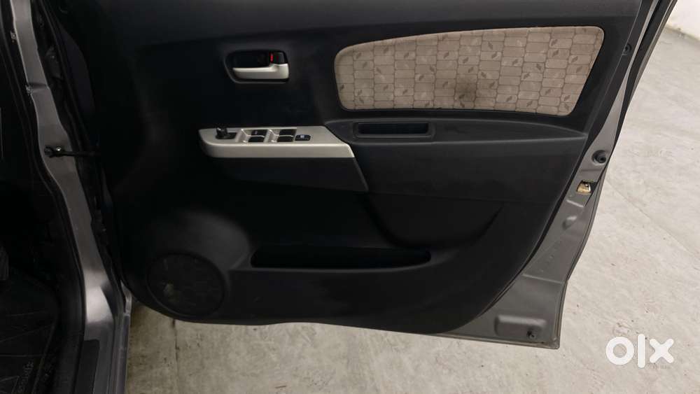 Maruti Suzuki Wagon R 1.0 Vxi, 2016, Petrol