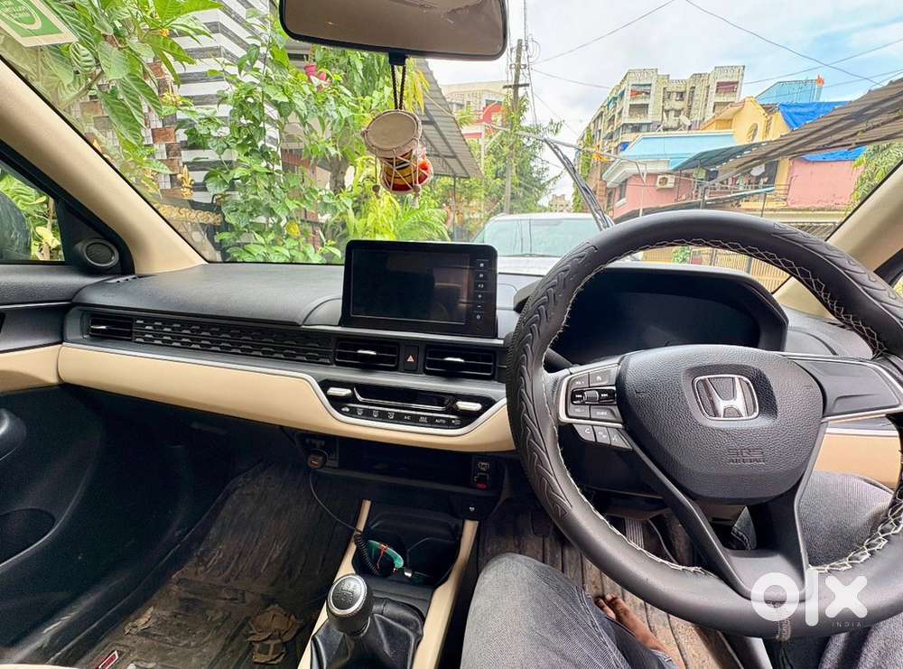 Honda Amaze 2025 Petrol Well Maintained