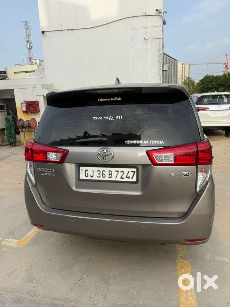 Toyota Innova Crysta 2016