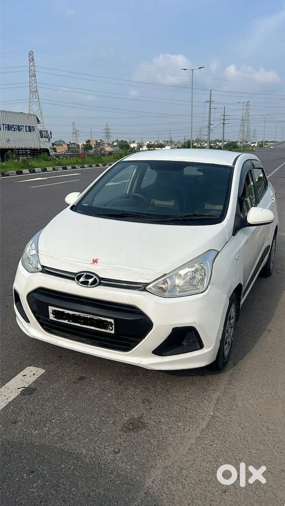 Hyundai Xcent 2015 Year