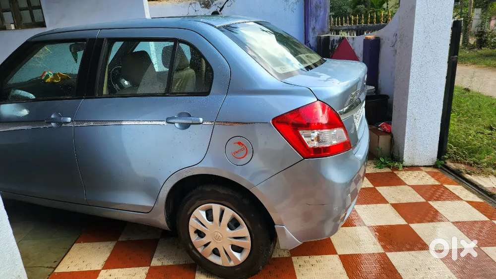 Maruti Suzuki Swift Dzire 1.2 Vxi Regal Limited 2013 Edition.