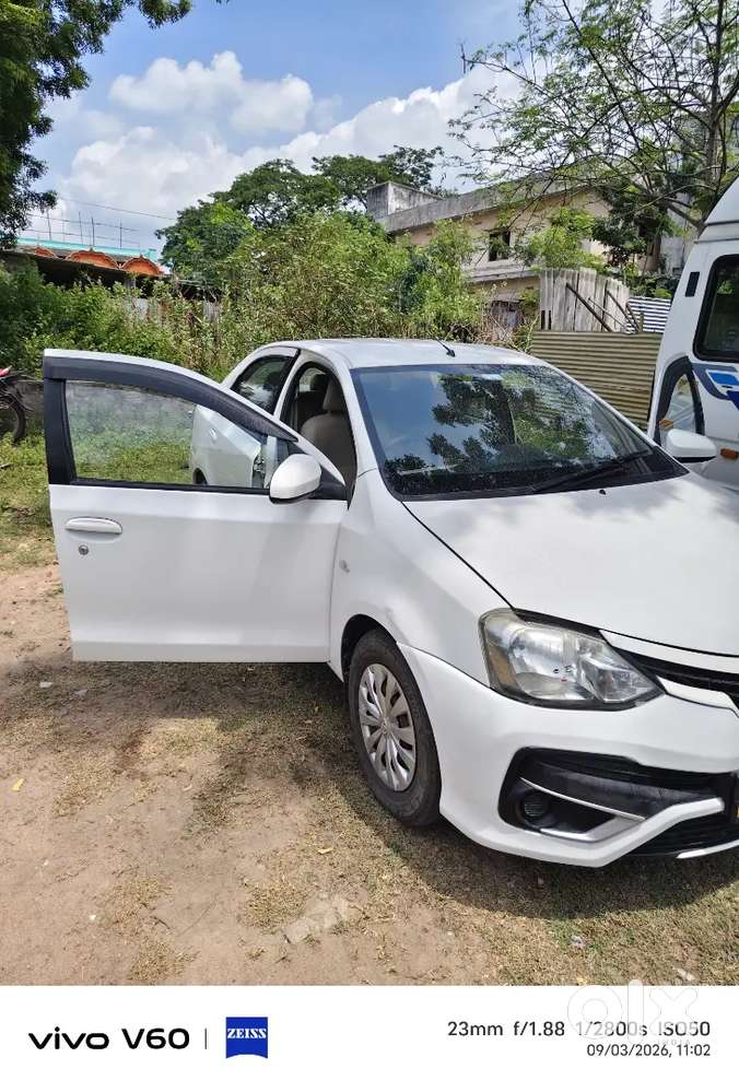 Toyota Etios Gd Platinum 2017 1st Owner Very Good Condition