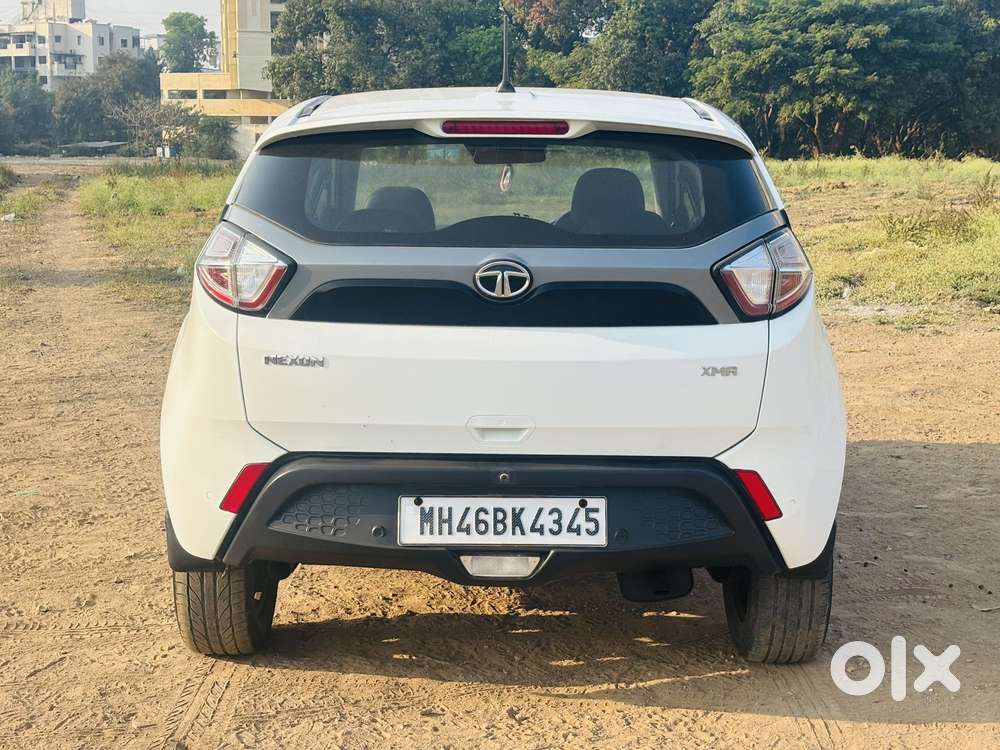 Tata Nexon 1.2 Revotron Xma, 2018, Petrol