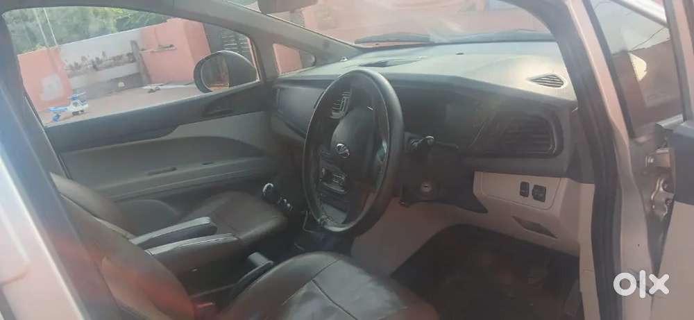 Mahindra Marazzo 2019 Diesel 134000 Km Driven Oneway