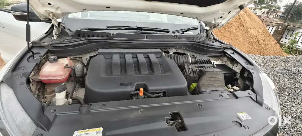 Mahindra Xuv700 Petrol 2024