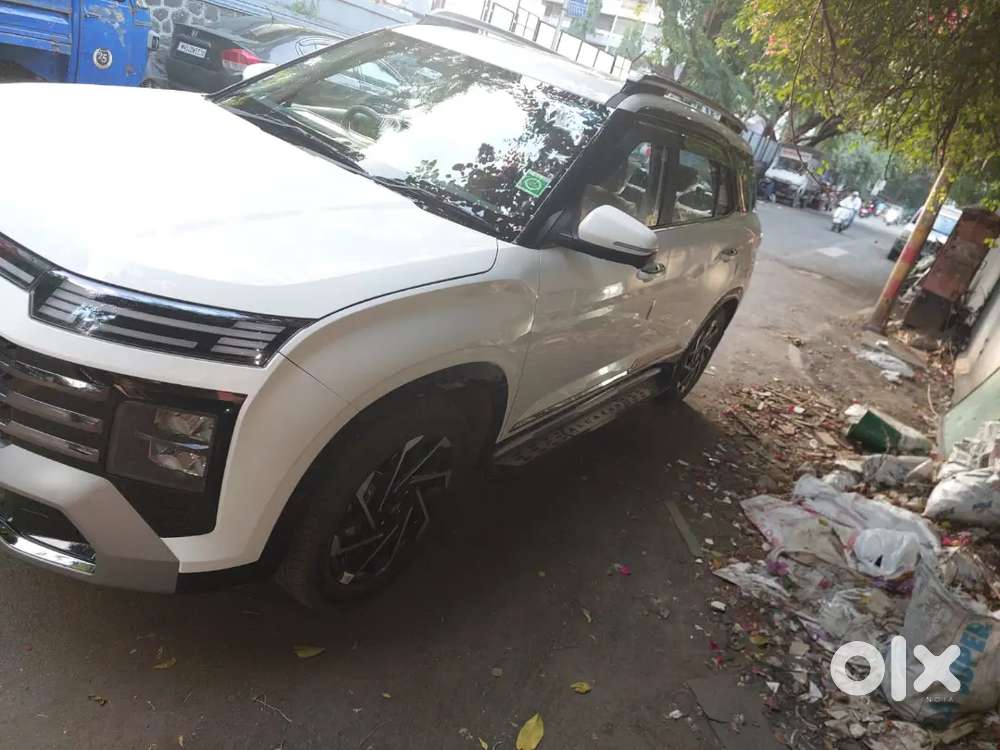 Hyundai Alcazar 2025 2026. Signature