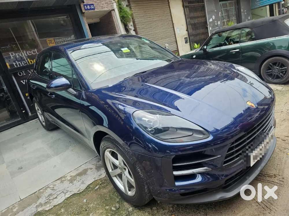 2019 Porsche Macan Petrol