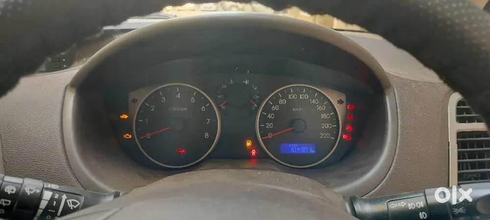 Hyundai I20 Asta 2011