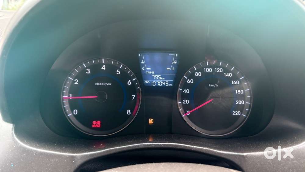 Hyundai Verna Petrol 2013