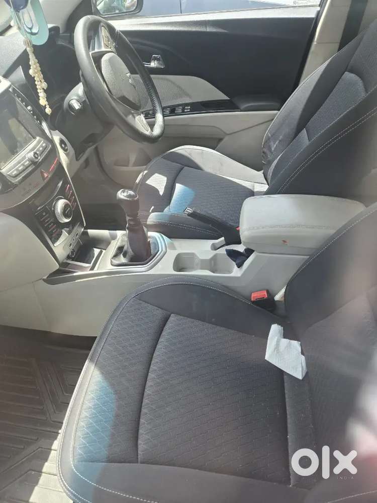 Mahindra Xuv300 Turbosport 2023 Petrol 20000 Km Driven