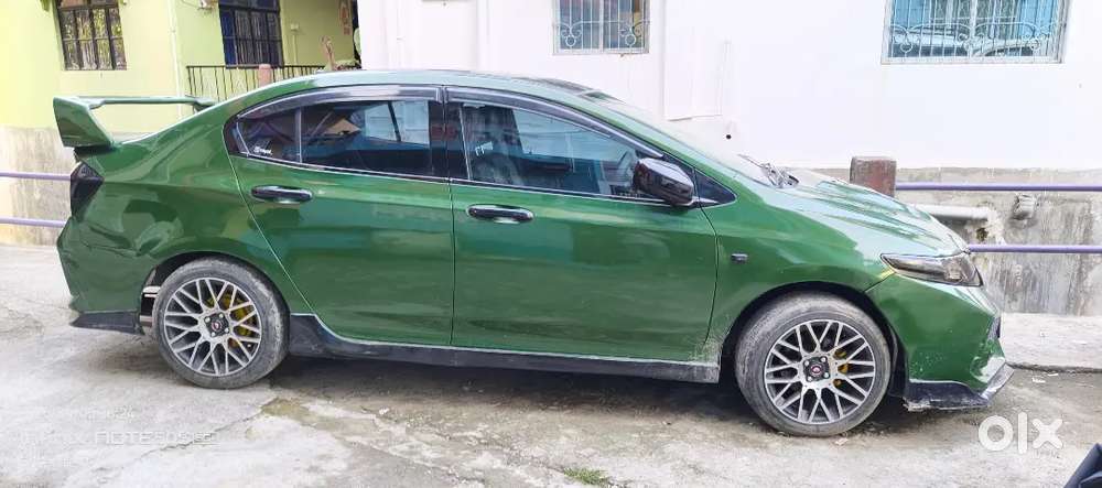Fully Modified Honda City 2010 Petrol 75000 Km Driven