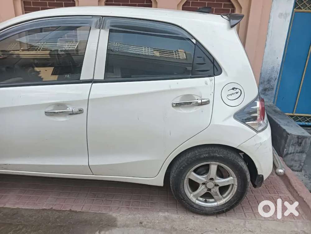 Honda Brio Mt Petrol 2014