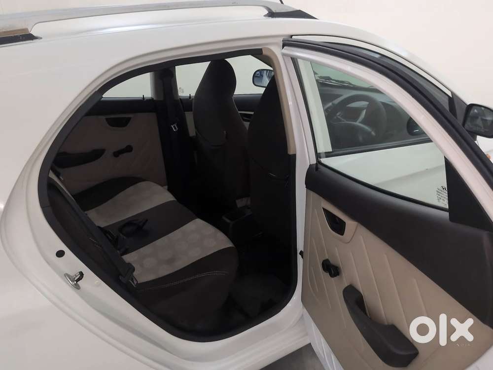 Hyundai Eon Era+ Se, 2017, Petrol