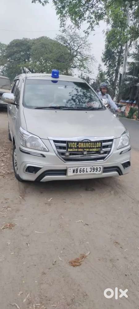 Toyota Innova 2.5 G 2012