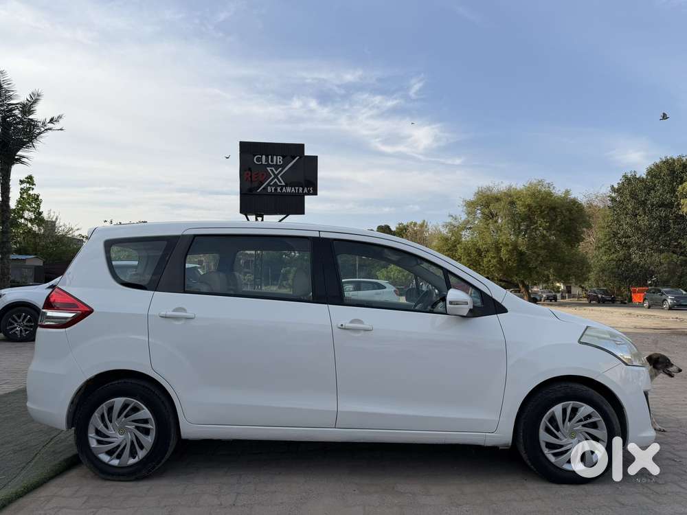 Maruti Suzuki Ertiga, 2015, Petrol