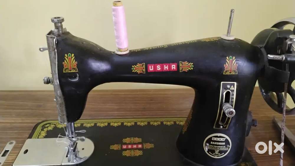 Usha Tailoring mechine