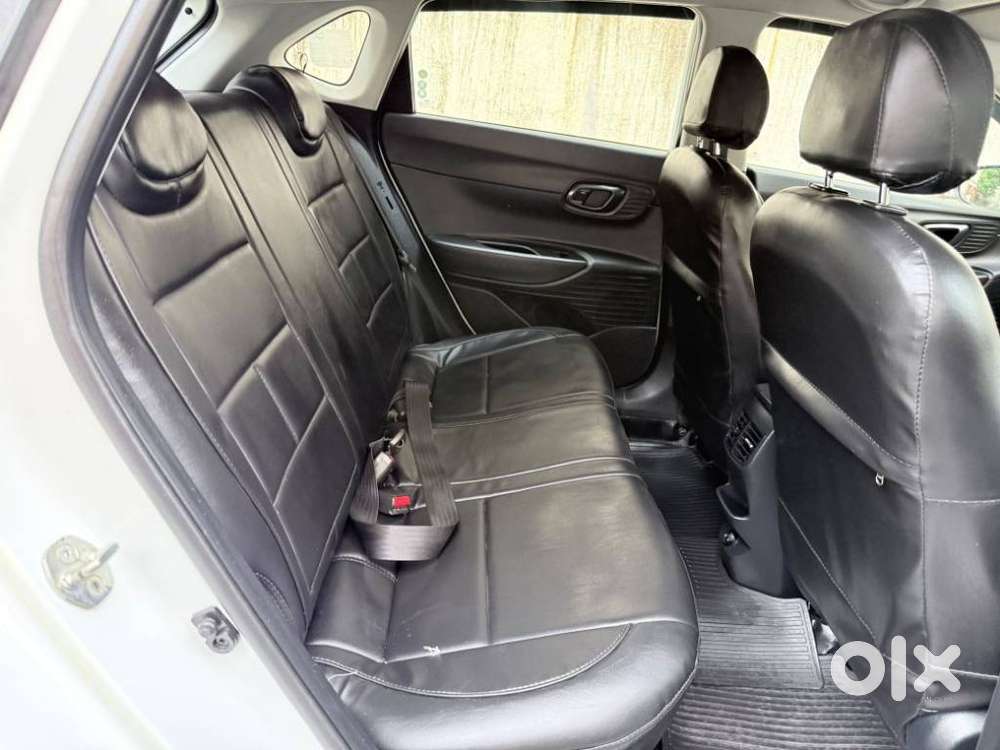 Hyundai I20 Sportz 1.2 Ivt, 2023, Petrol