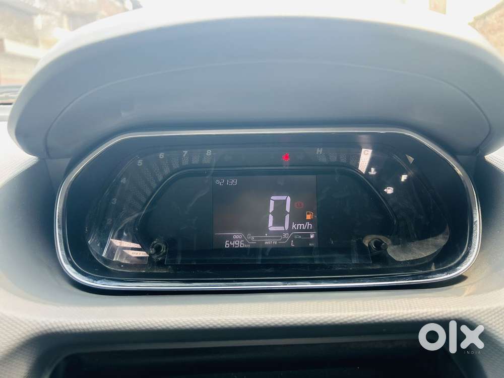 Tata Tiago 1.2 Revotron Xt (o), 2025, Petrol