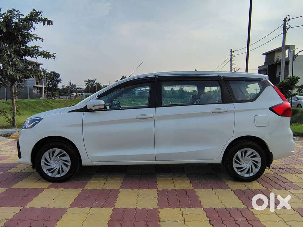 Maruti Suzuki Ertiga Vxi (o) Cng, 2023, Cng & Hybrids