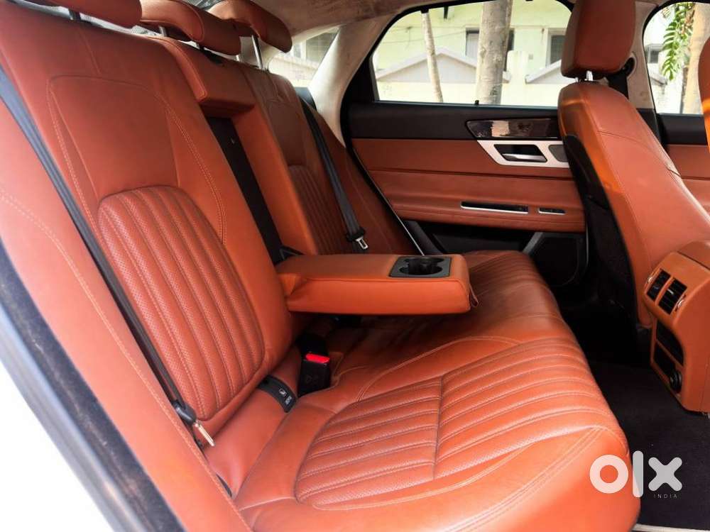 Jaguar Xf 2.0 Diesel Portfolio, 2017