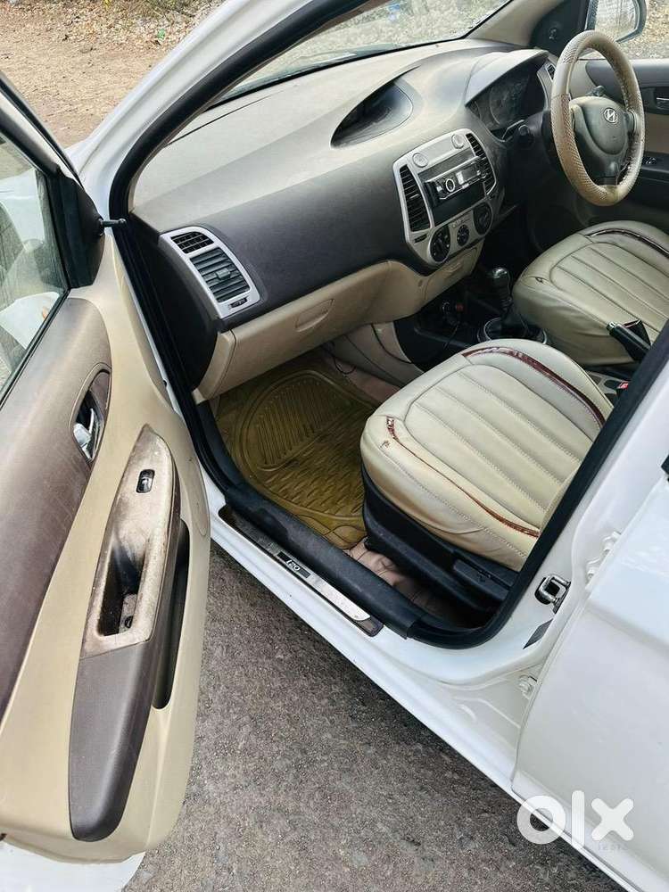 Hyundai I20 2010 Petrol Well Maintained