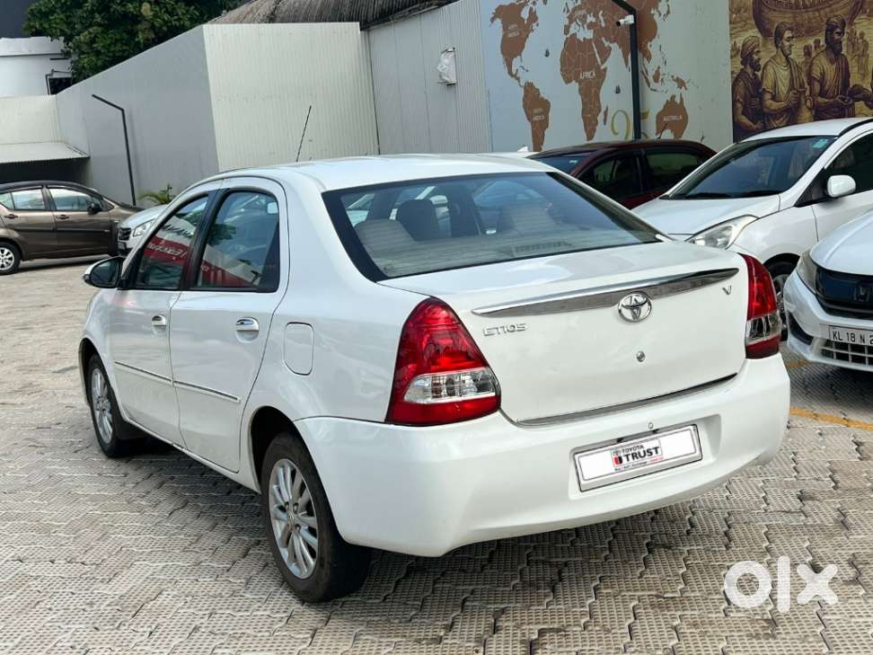 Toyota Etios 2013-2014 V, 2013, Petrol