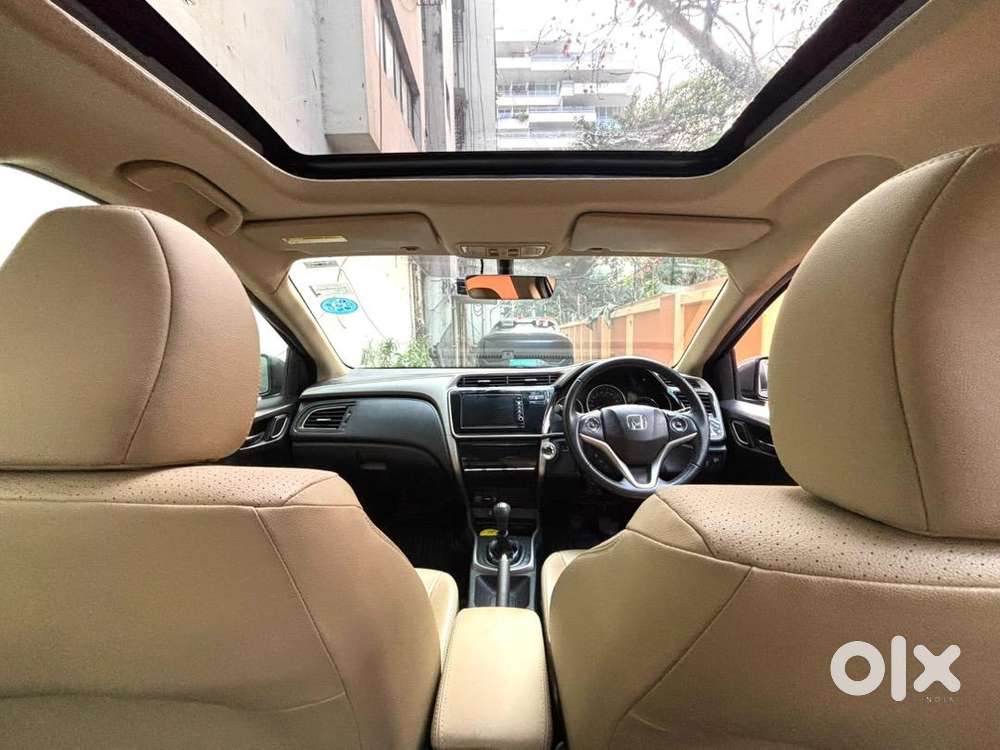 Honda City Vx 2017 November - Tax 2027 November