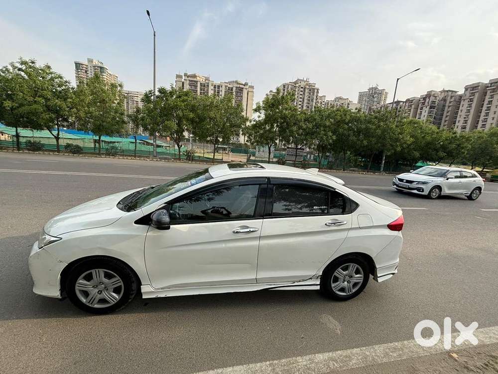 Honda City 2015 Cng & Hybrids Well Maintained