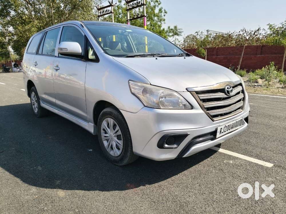 Toyota Innova 2.5 G (diesel) 8 Seater, 2013, Diesel