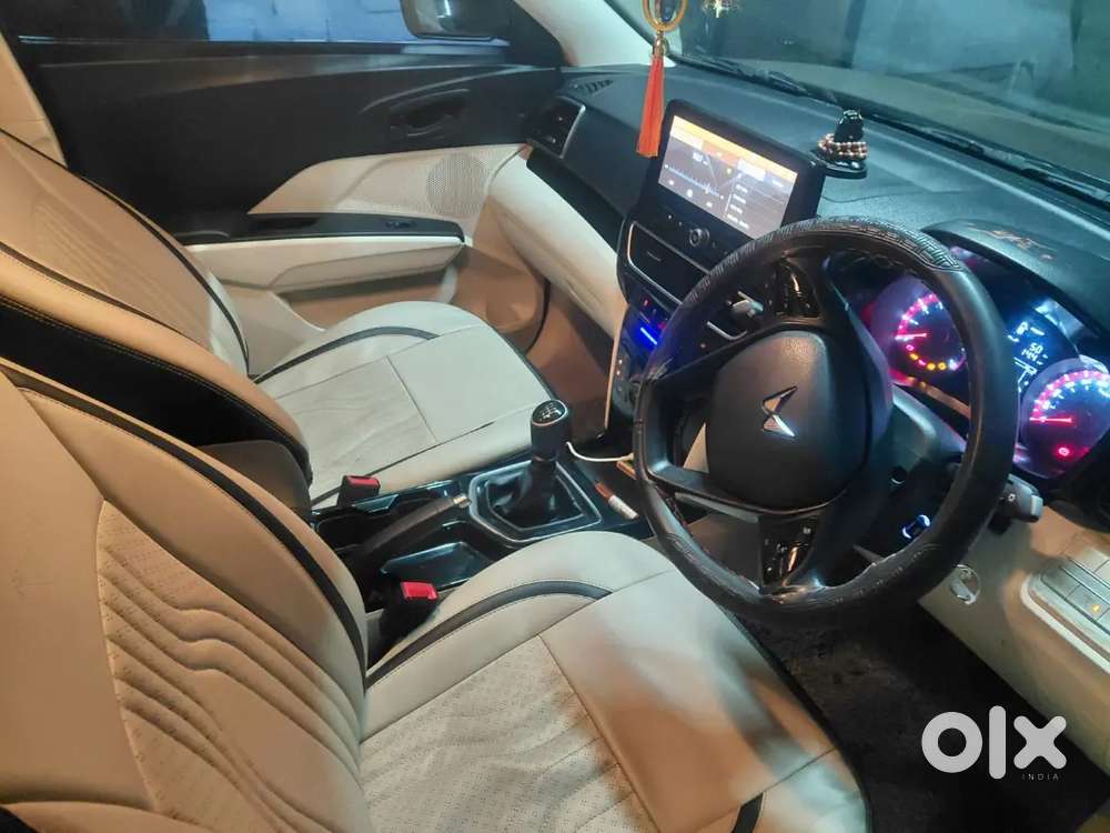 Mahindra Xuv 3xo Petrol 2024