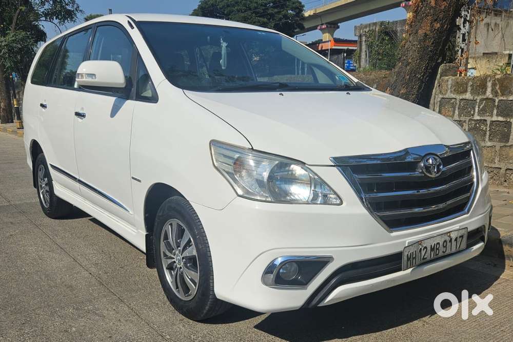 Toyota Innova 2.5 Vx 7 Seater Bs Iv, 2015, Diesel