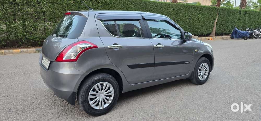 Maruti Suzuki Swift Lxi Optional-o, 2017, Petrol